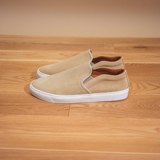 Slip On - Desert Sand Janus Calf Suede - VIBERG