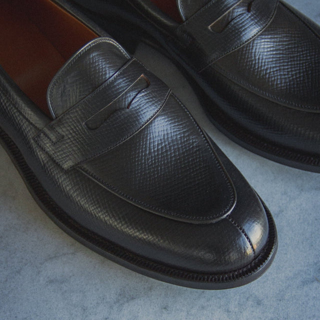 Bristol Loafer - Mahogany Hatchgrain Shell Cordovan® - VIBERG